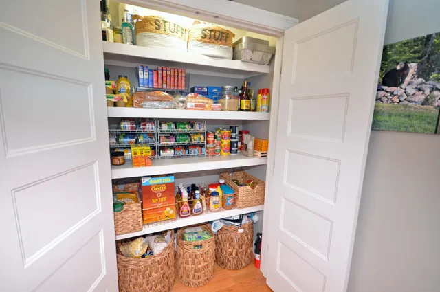 $749,000 | 216 Jenness Hill Lane, Bristol, NH 03222