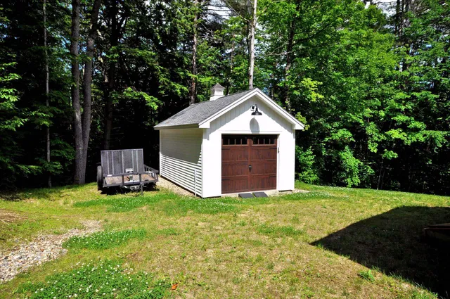 $749,000 | 216 Jenness Hill Lane, Bristol, NH 03222