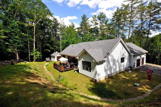 $749,000 | 216 Jenness Hill Lane, Bristol, NH 03222