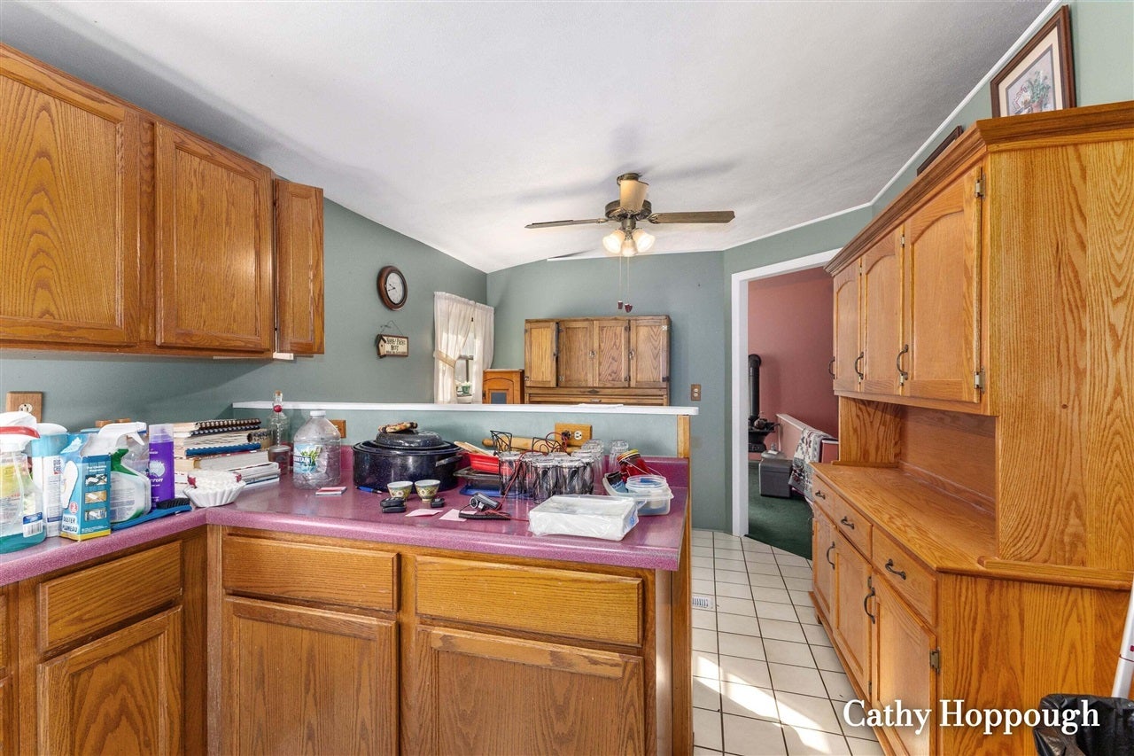 858 Kellogg Road Ionia, MI 48846 - Photo 7 of 27 Gallery Image 7