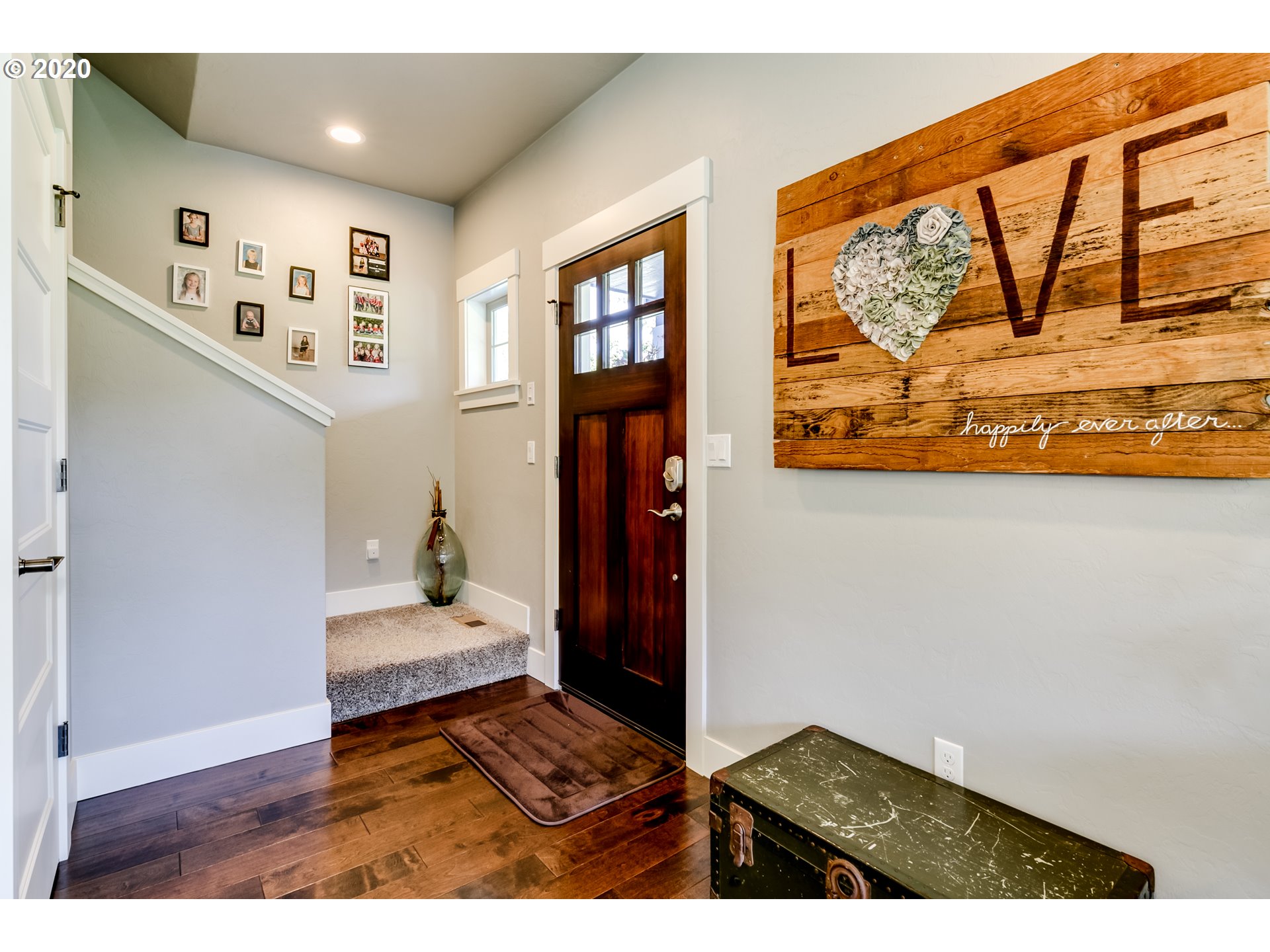 29820 Fox Hollow Road Eugene, OR 97405 - Photo 2 of 27