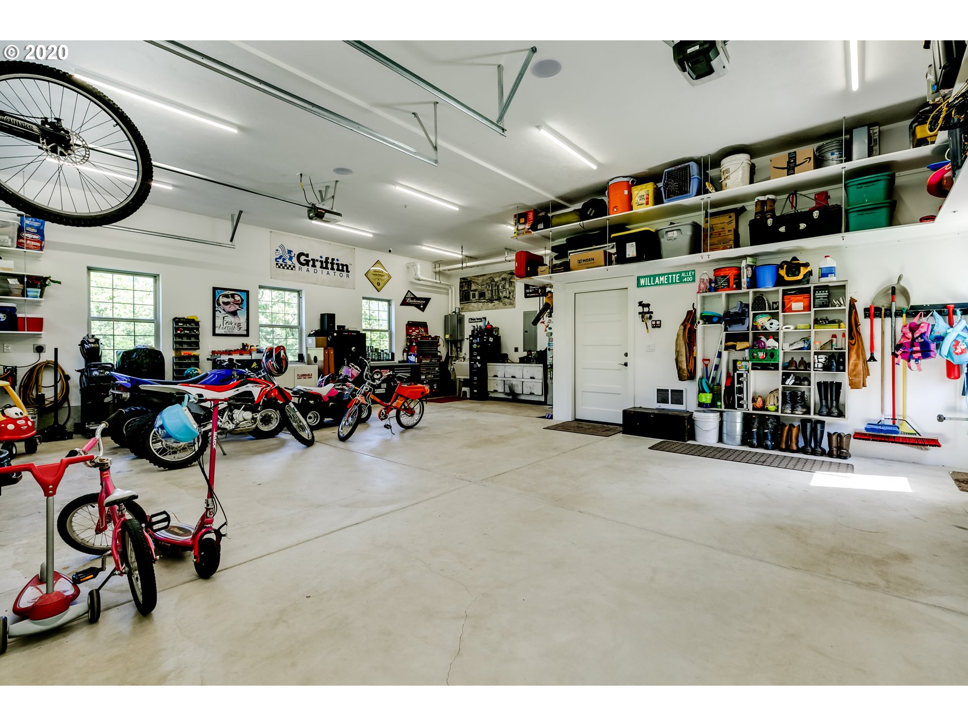 29820 Fox Hollow Road Eugene, OR 97405 - Photo 16 of 27