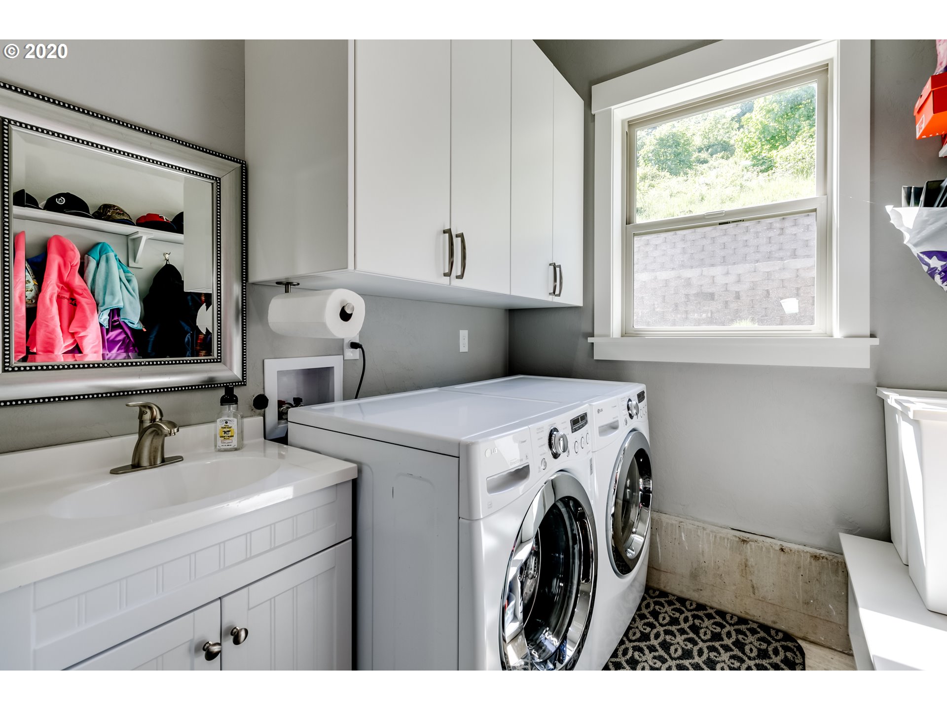 29820 Fox Hollow Road Eugene, OR 97405 - Photo 18 of 27