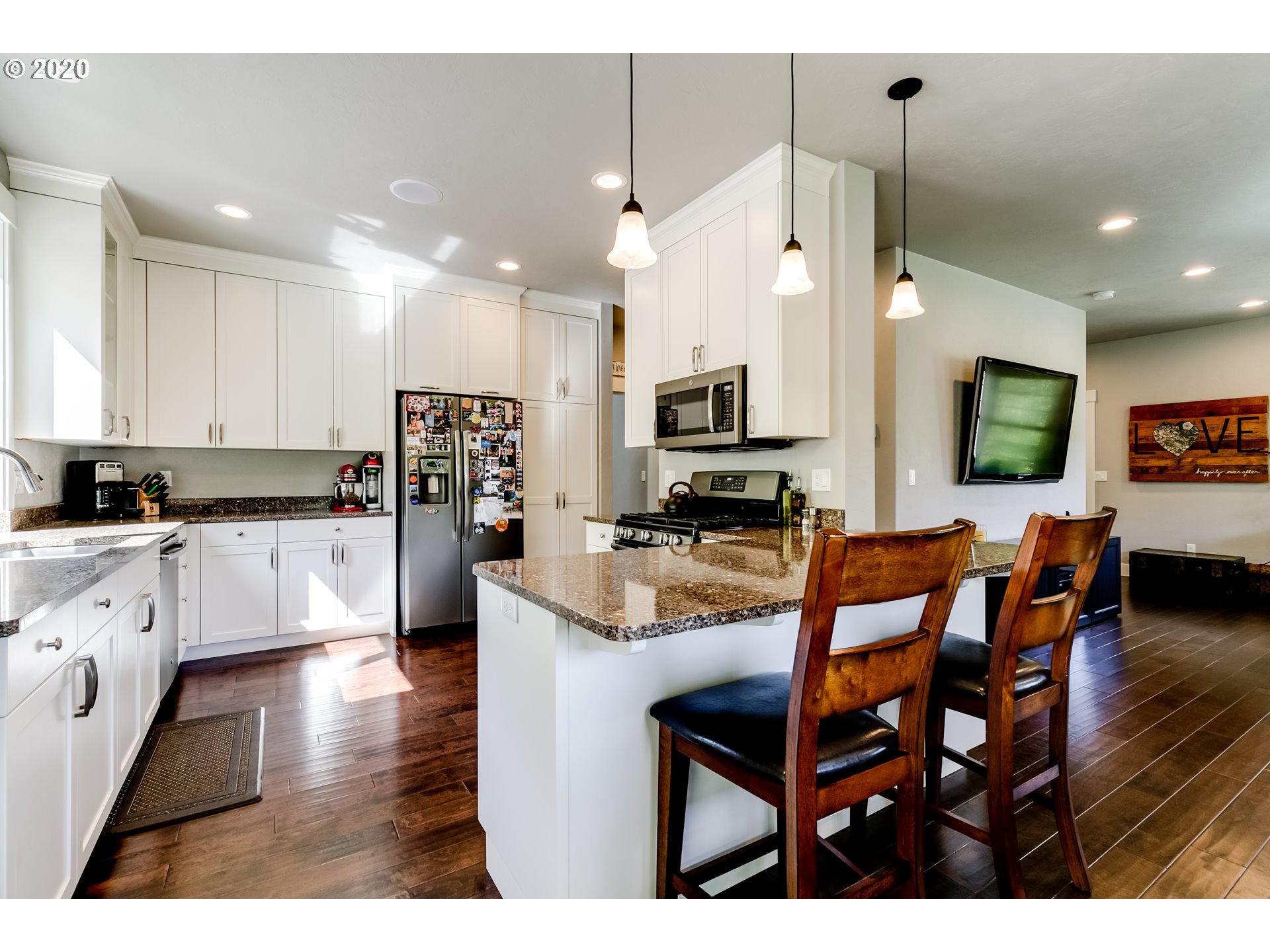 29820 Fox Hollow Road Eugene, OR 97405 - Photo 4 of 27