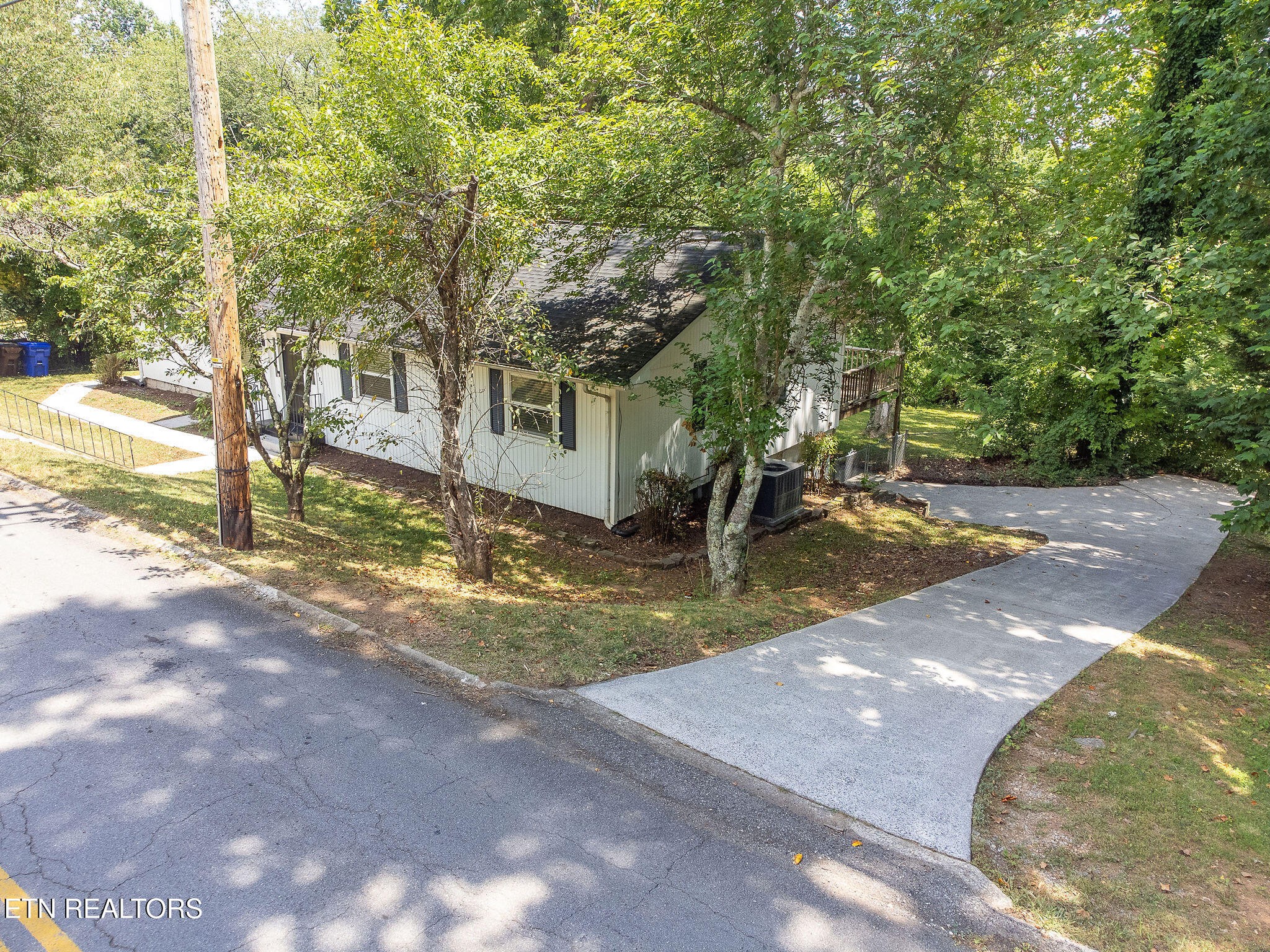 183 Outer Drive Oak Ridge, TN 37830 - Photo 31 of 43 Gallery Image 31