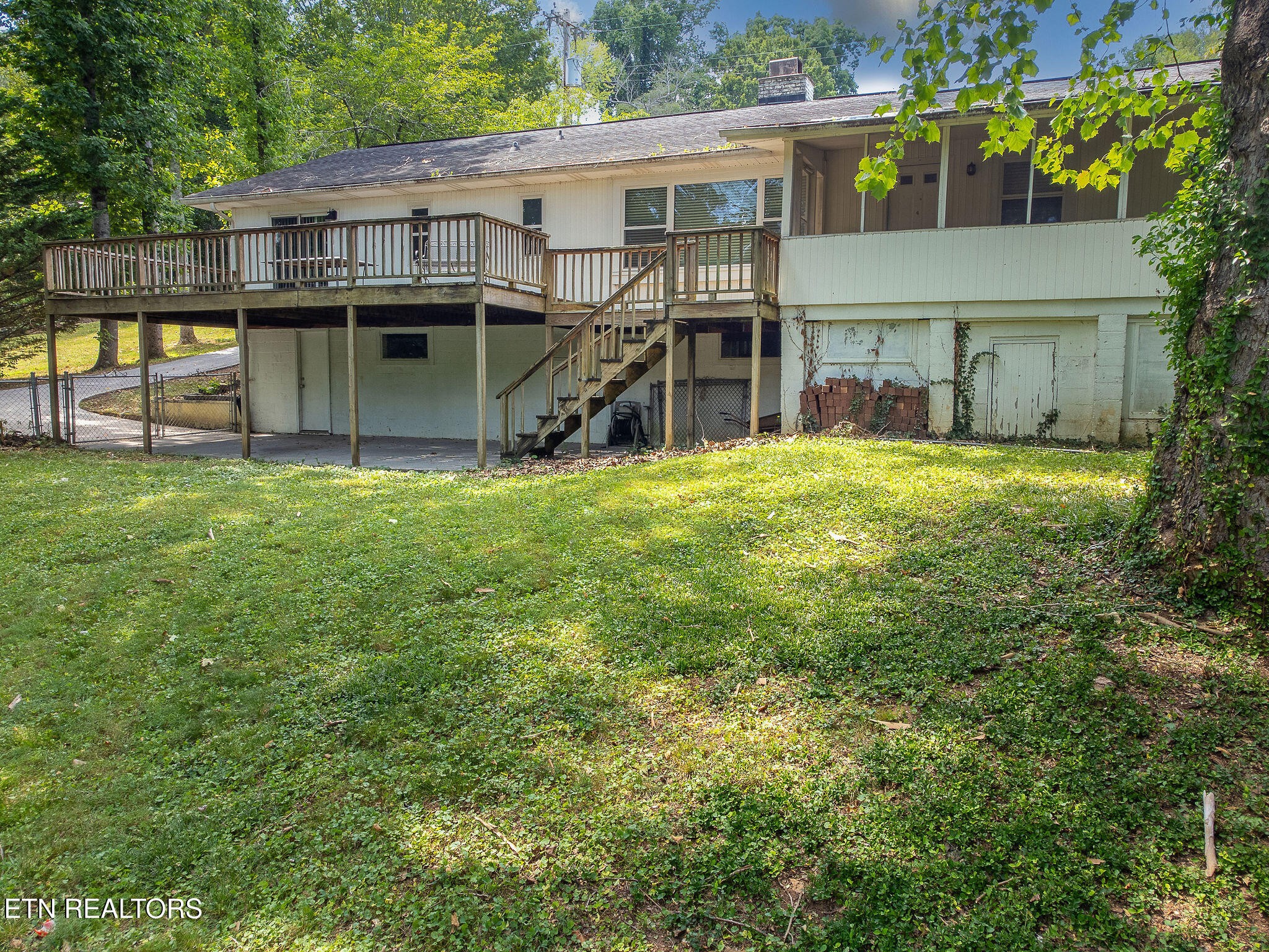 183 Outer Drive Oak Ridge, TN 37830 - Photo 37 of 43 Gallery Image 37
