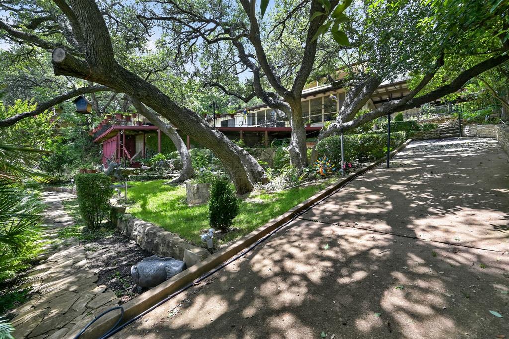 7044 Comanche Trail Austin, TX 78732 - Photo 4 of 33