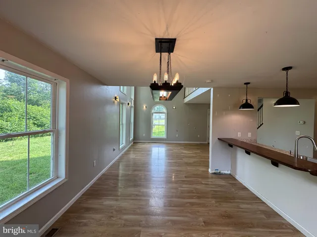 $270,000 | 513 Vinell Lane, Chambersburg, PA 17202