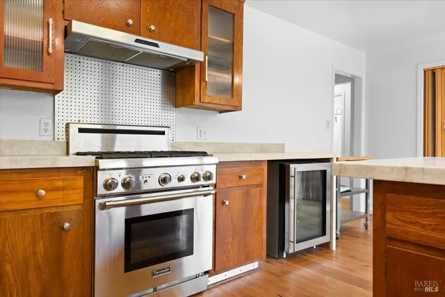 $675,000 | 1421 Oak Circle, Healdsburg, CA 95448