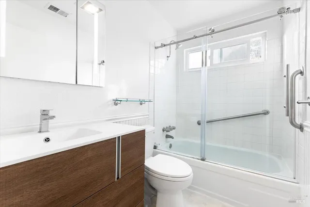 $675,000 | 1421 Oak Circle, Healdsburg, CA 95448