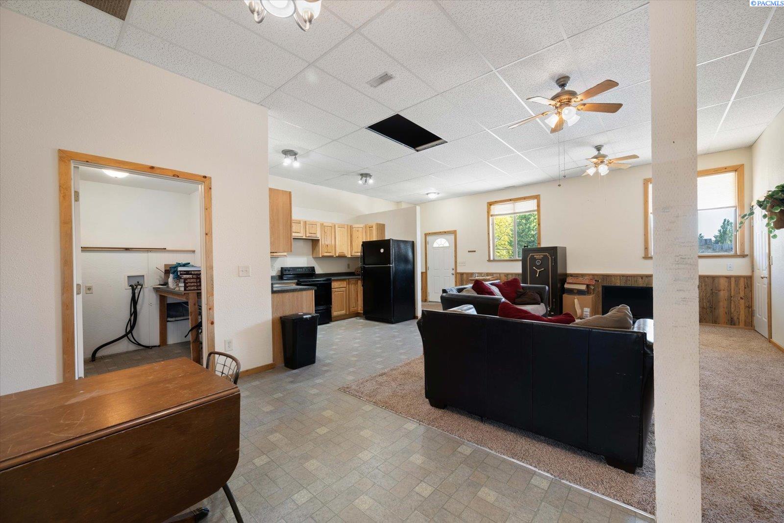 21018 South Finley Road Kennewick, WA 99337 - Photo 18 of 41 Gallery Image 18