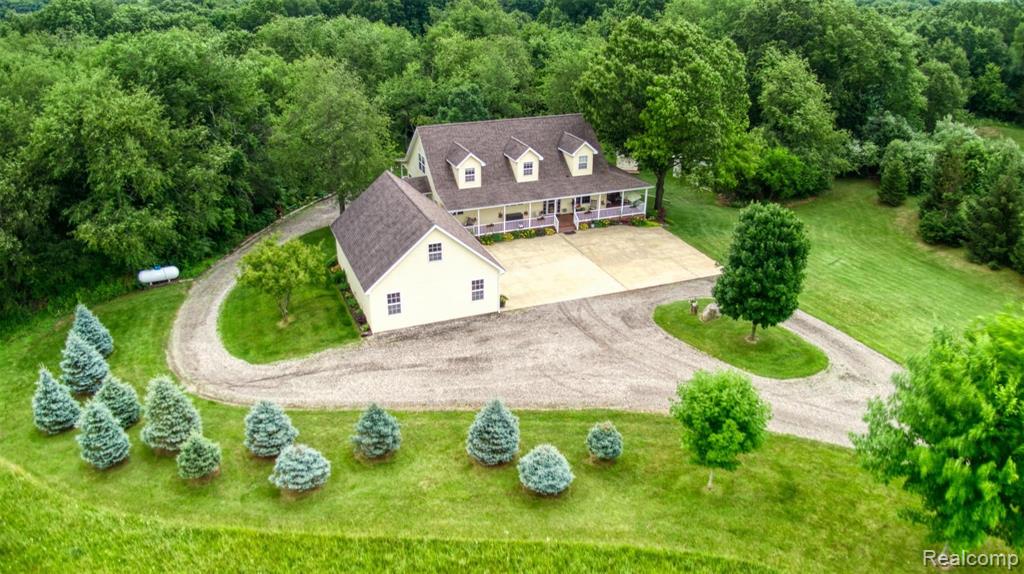 7016 West Lange Road Fowlerville, MI 48836 - Photo 4 of 61 Gallery Image 4