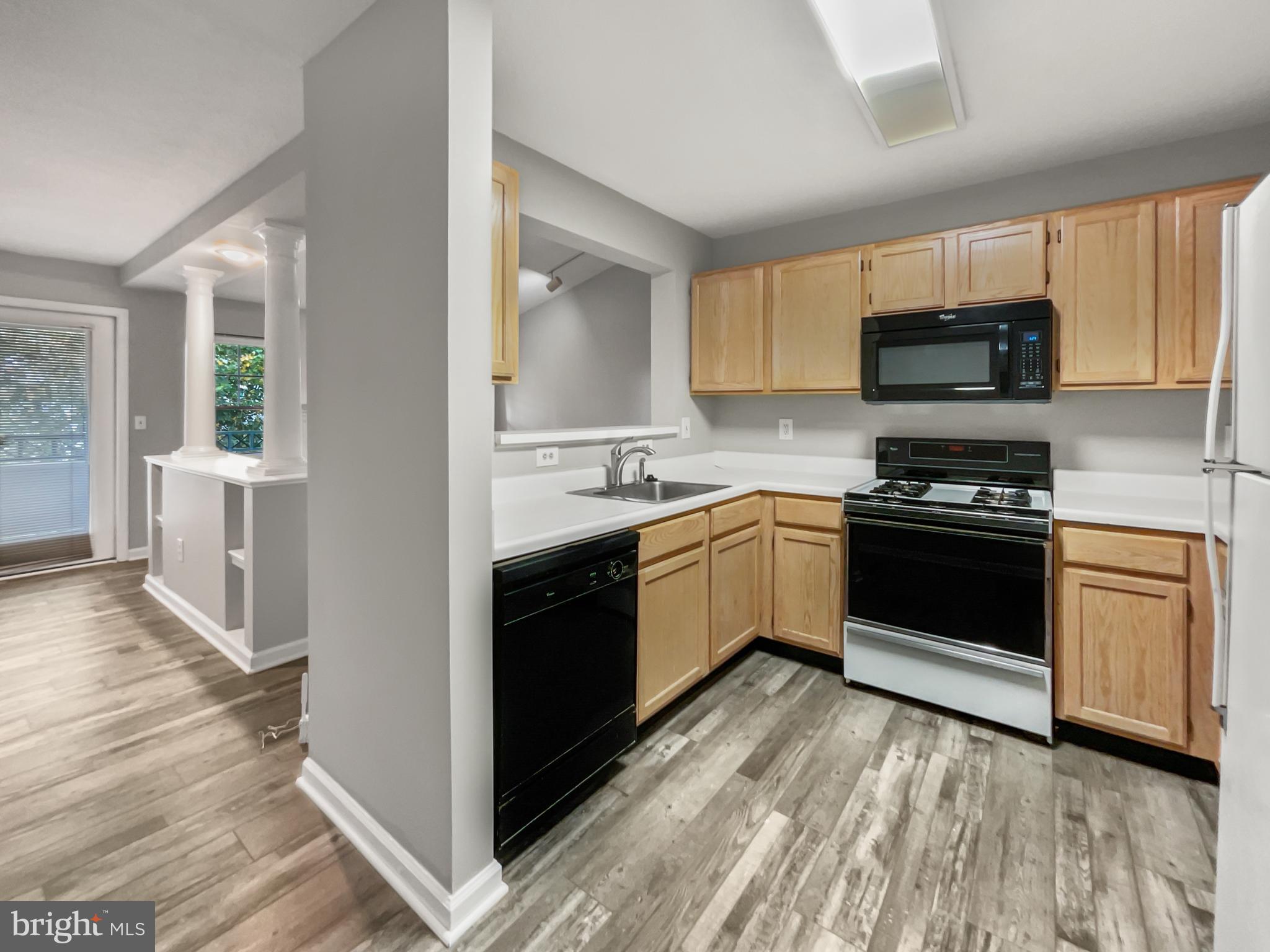 12004 Taliesin Place, Unit 32 Reston, VA 20190 - Photo 16 of 23