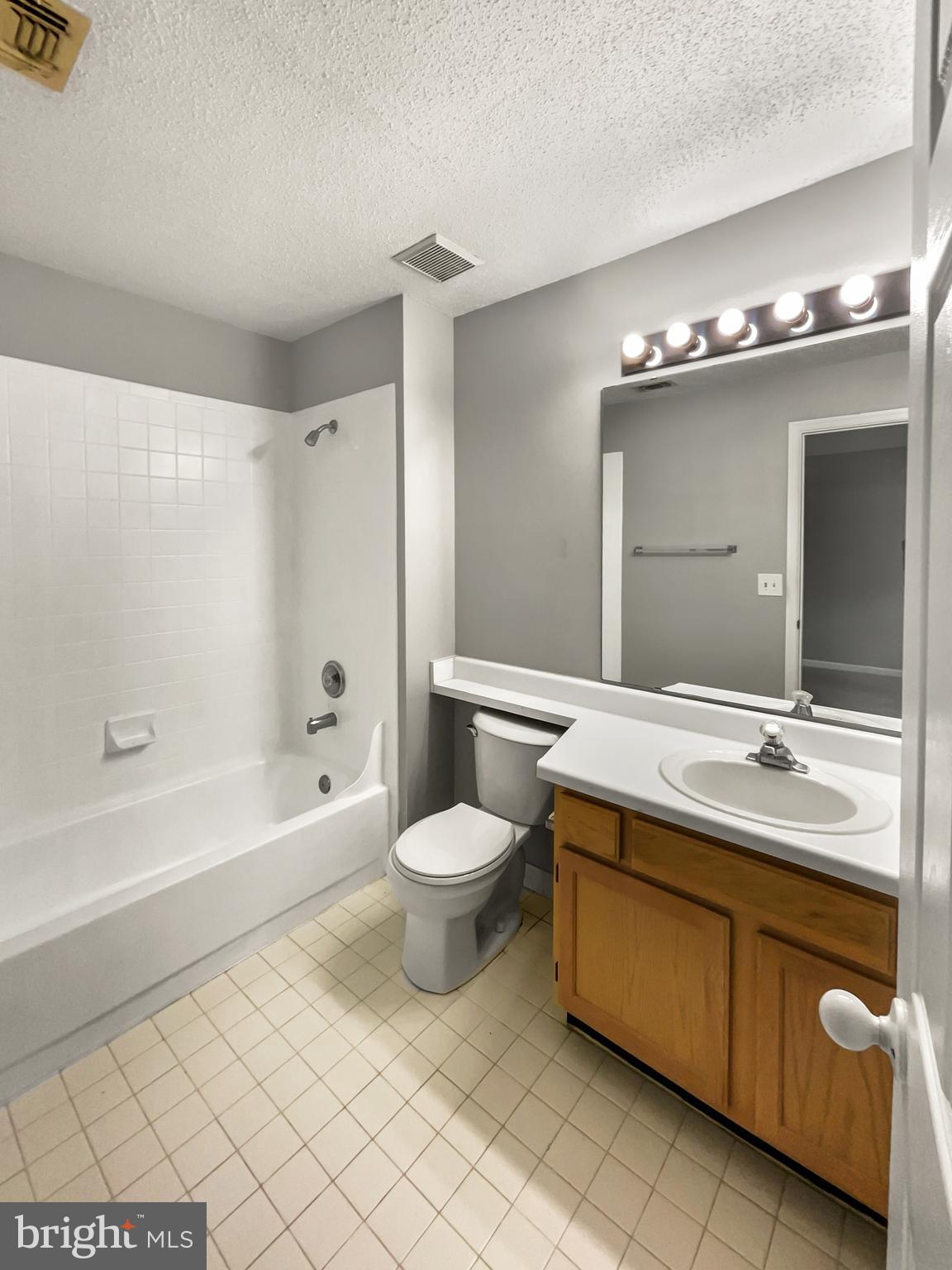 12004 Taliesin Place, Unit 32 Reston, VA 20190 - Photo 3 of 23