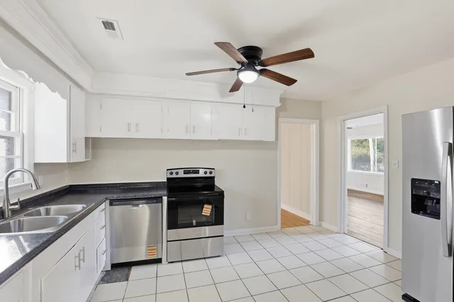 $294,700 | 201 Francis Marion Drive, Spartanburg, SC 29302