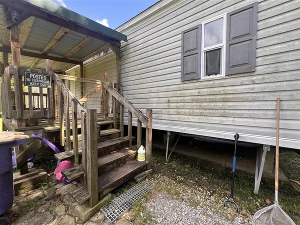 $160,000 | 103 South Sherman Avenue, Iowa, LA 70647