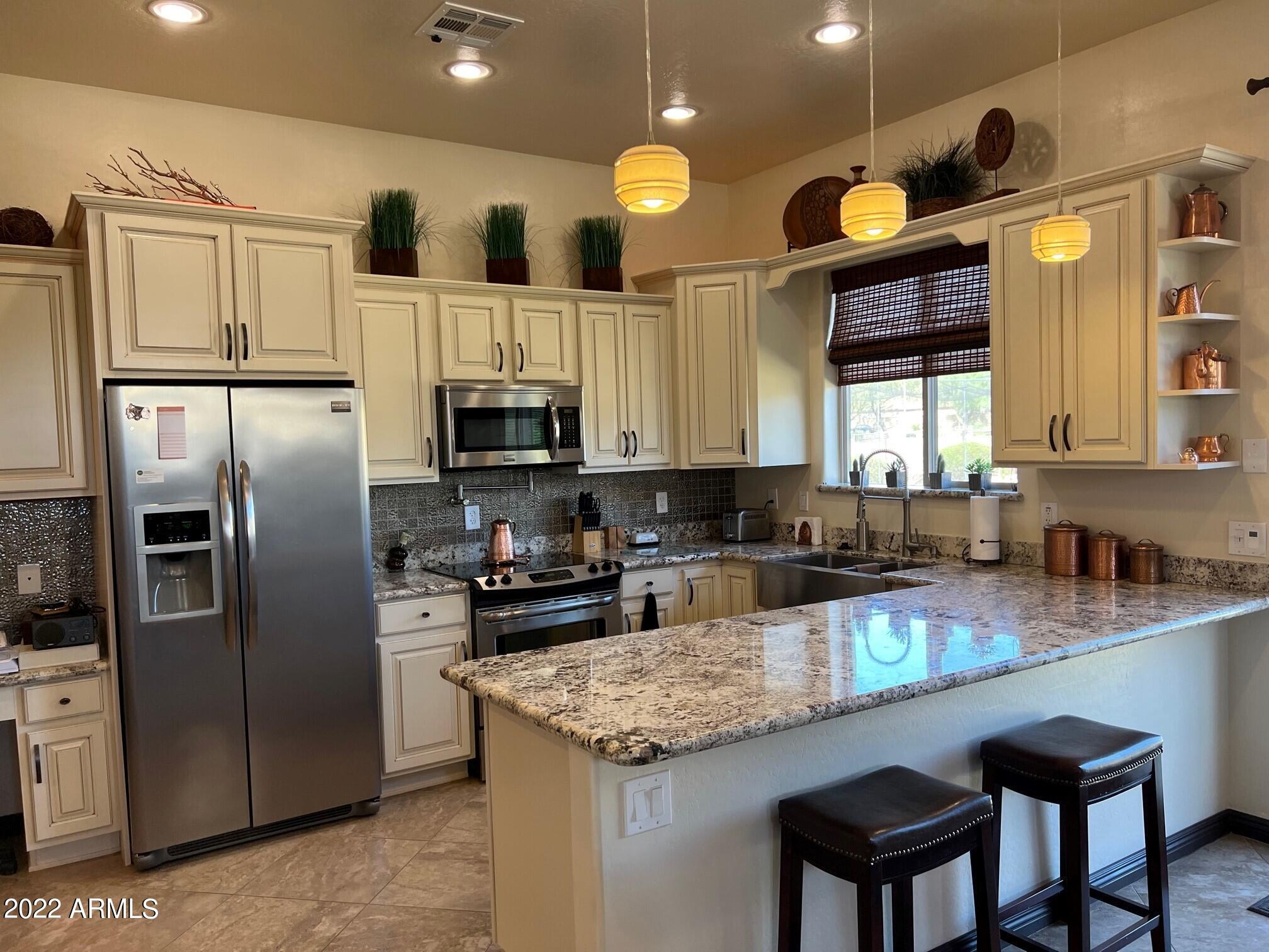 9156 West Bajada Road Peoria, AZ 85383 - Photo 27 of 31 Guest House Kitchen