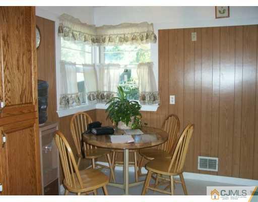 428 Decatur Avenue Middlesex, NJ 08846 - Photo 3 of 4 Gallery Image 3