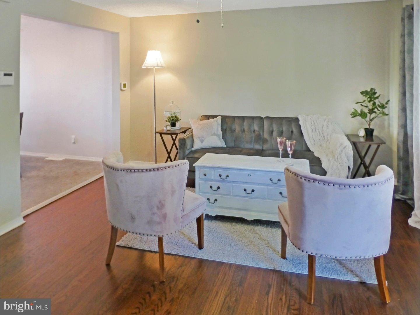 1114 Providence Road Secane, PA 19018 - Photo 4 of 24 Living Room