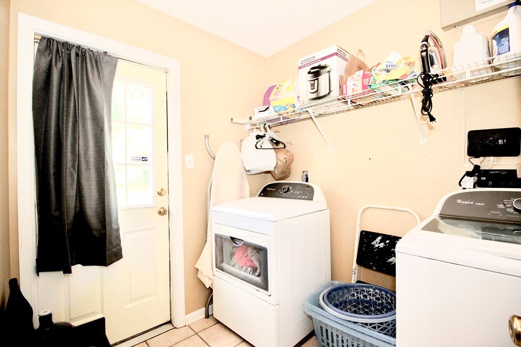 5077 Pearl Davis Road Valdosta, GA 31605 - Photo 17 of 32 Gallery Image 17