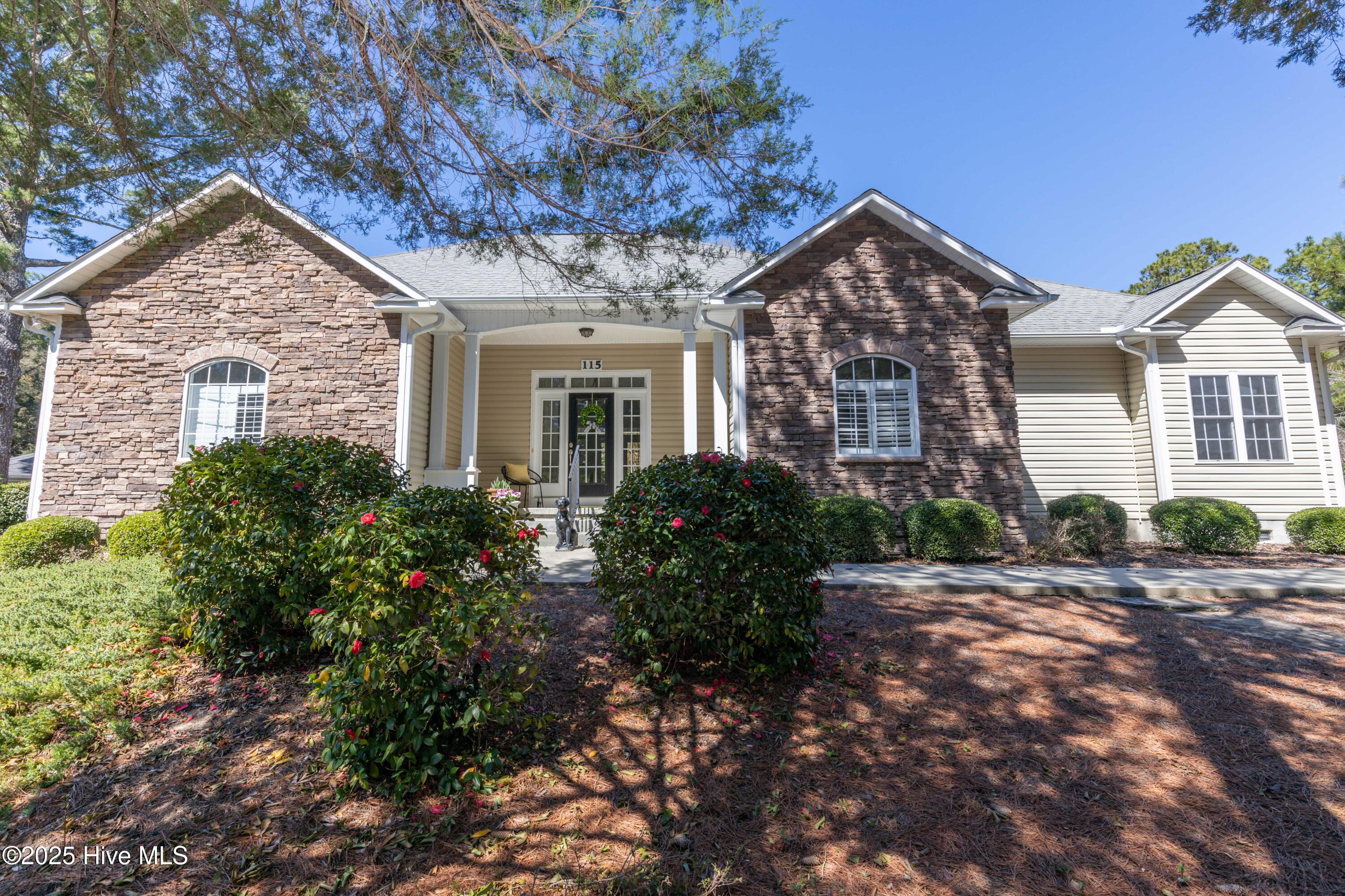 115 Oakmont Circle Pinehurst, NC 28374 - Photo 2 of 65 115 Oakmont Cir-708