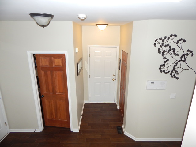 387 Ridge Road North Aurora, IL 60542 - Photo 3 of 25
