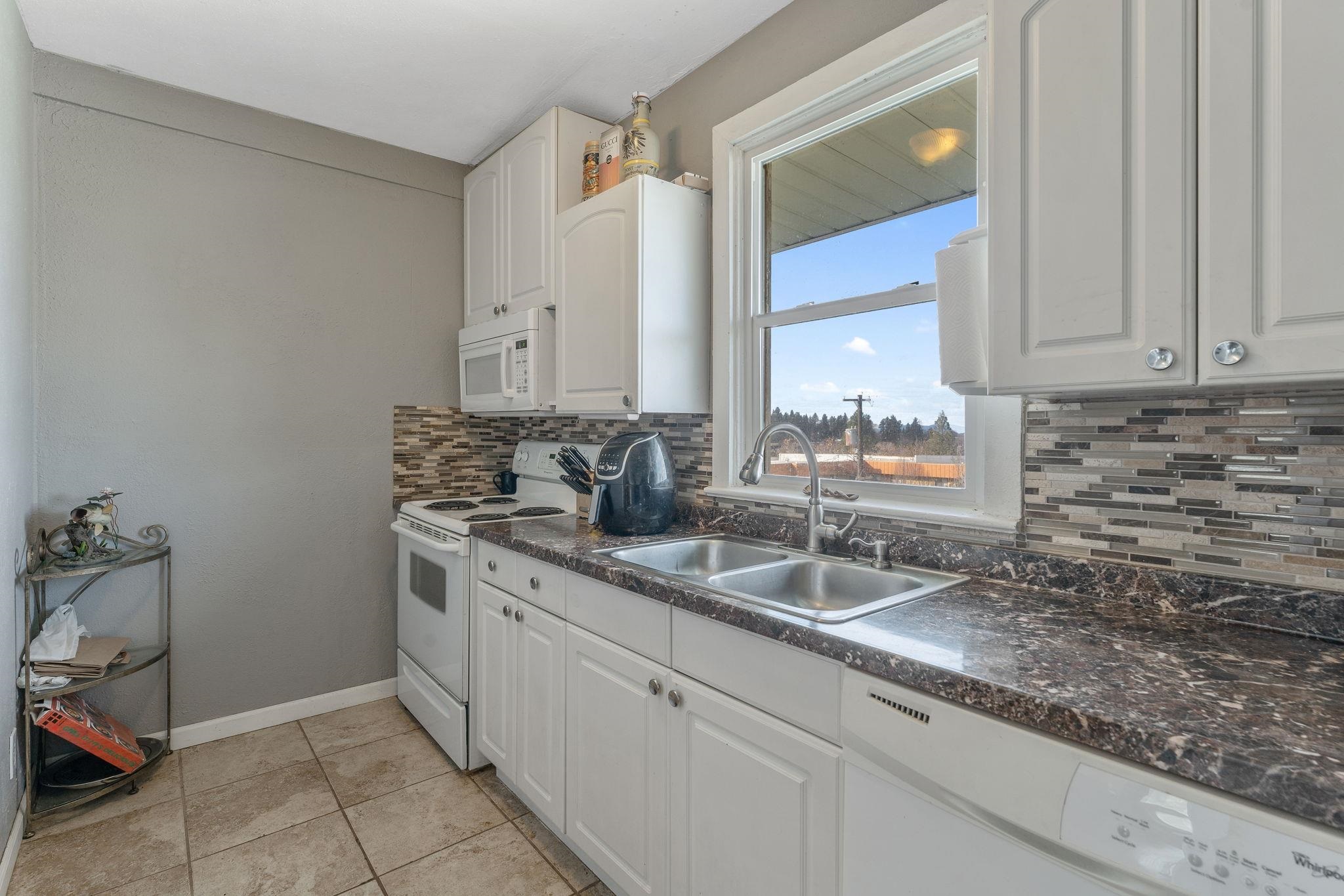 1714 West 8th Avenue Spokane, WA 99204 - Photo 22 of 45