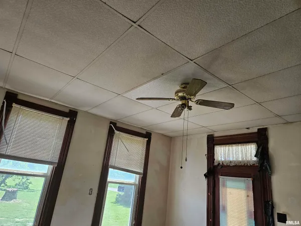 $49,000 | 75 North Co Road 830, Mendon, IL 62351