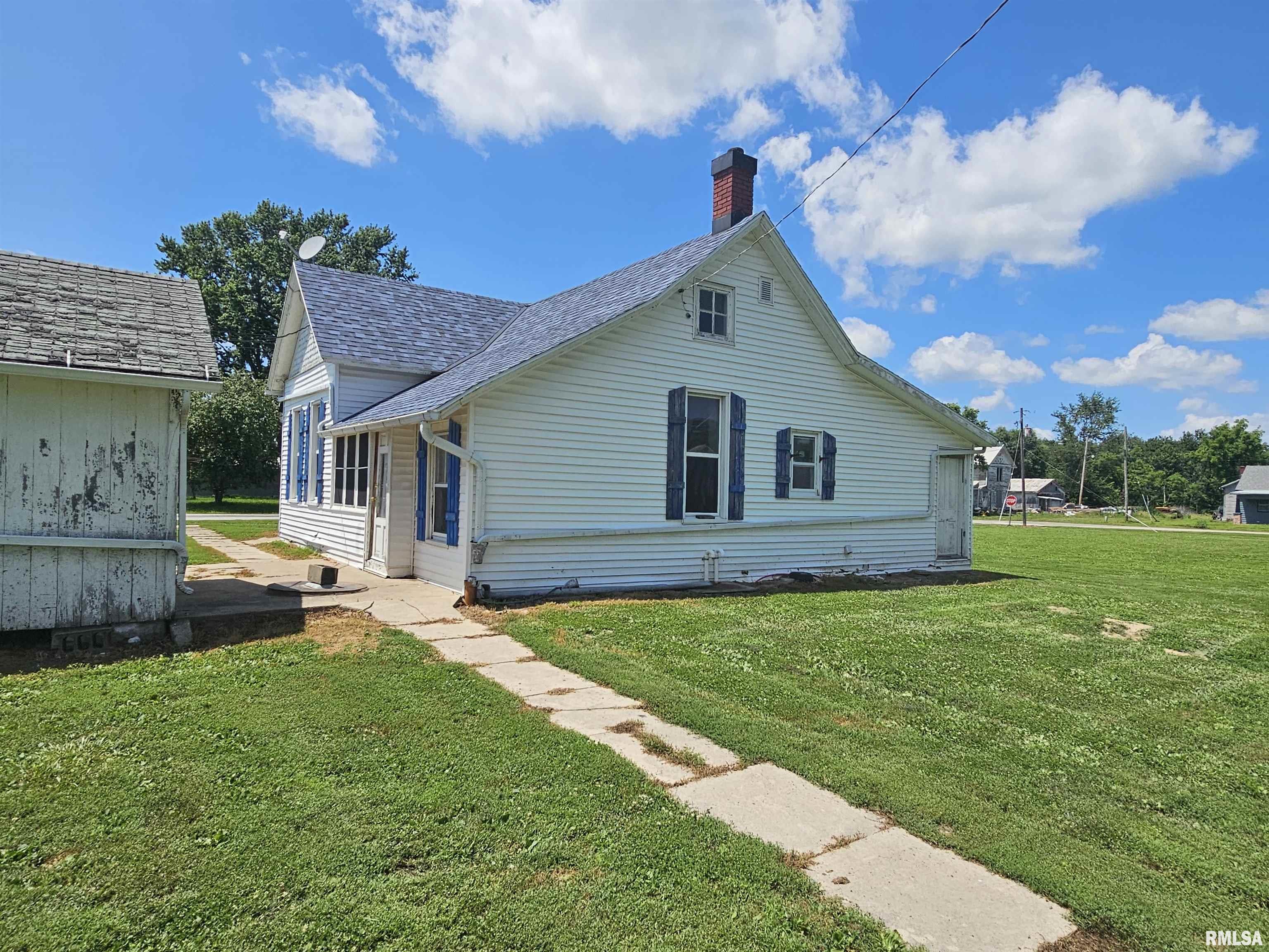 75 North Co Road 830 Mendon, IL 62351 - Photo 16 of 17