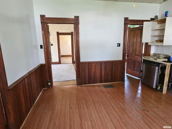 $49,000 | 75 North Co Road 830, Mendon, IL 62351