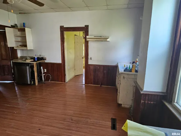 $49,000 | 75 North Co Road 830, Mendon, IL 62351