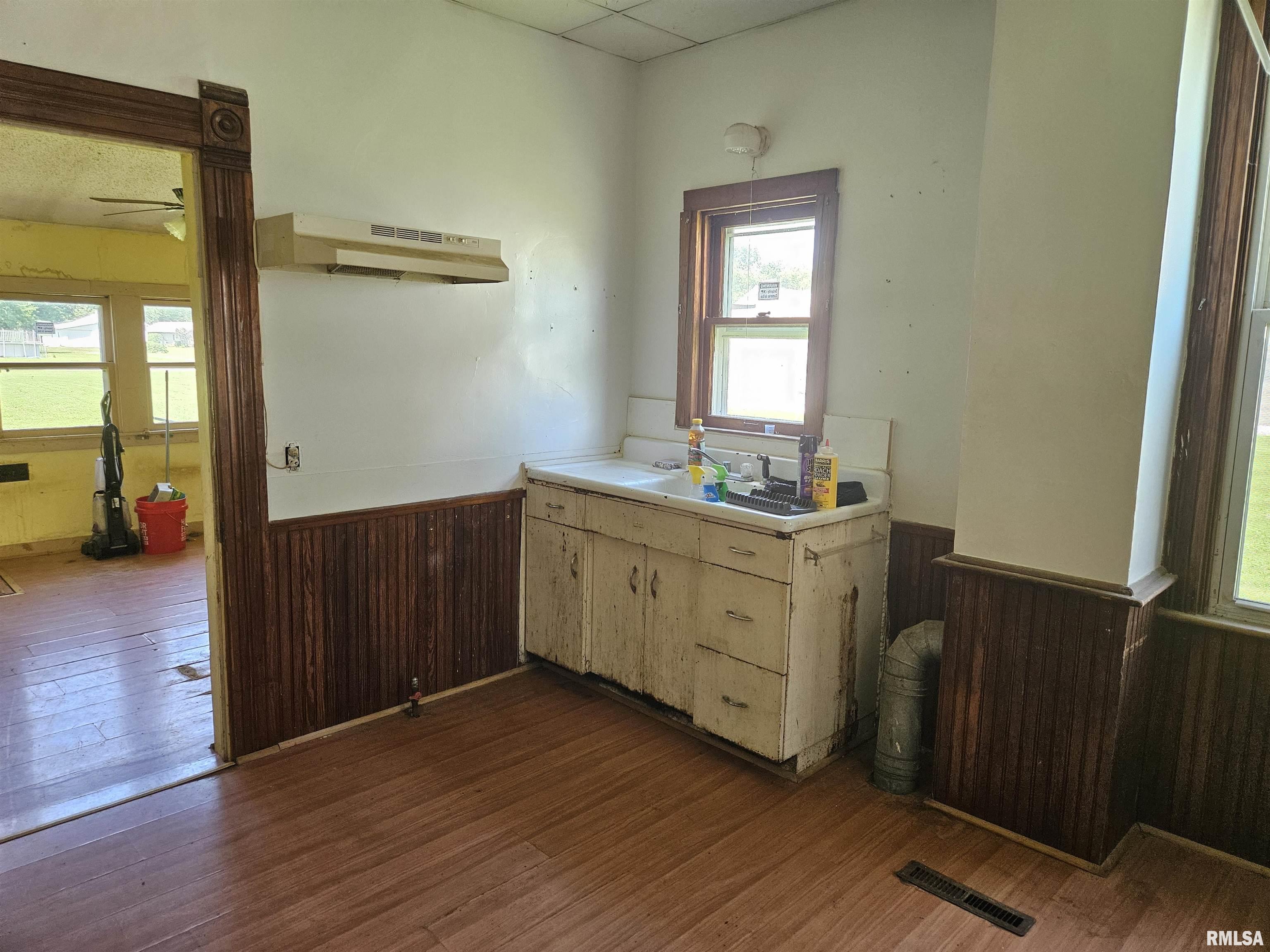 75 North Co Road 830 Mendon, IL 62351 - Photo 7 of 17