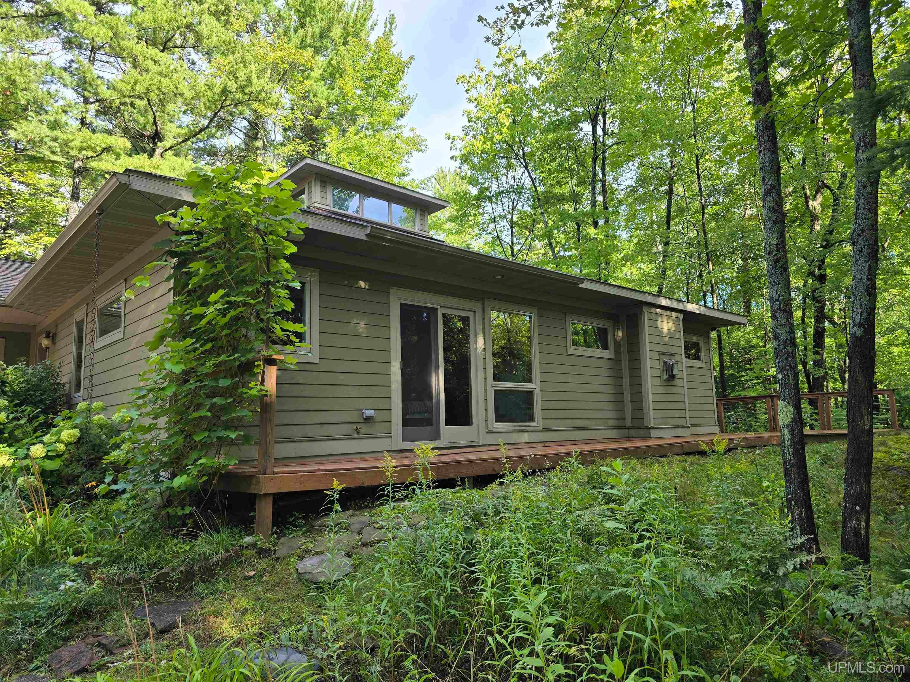 402 County 550 Road Marquette, MI 49855 - Photo 3 of 80 Gallery Image 3