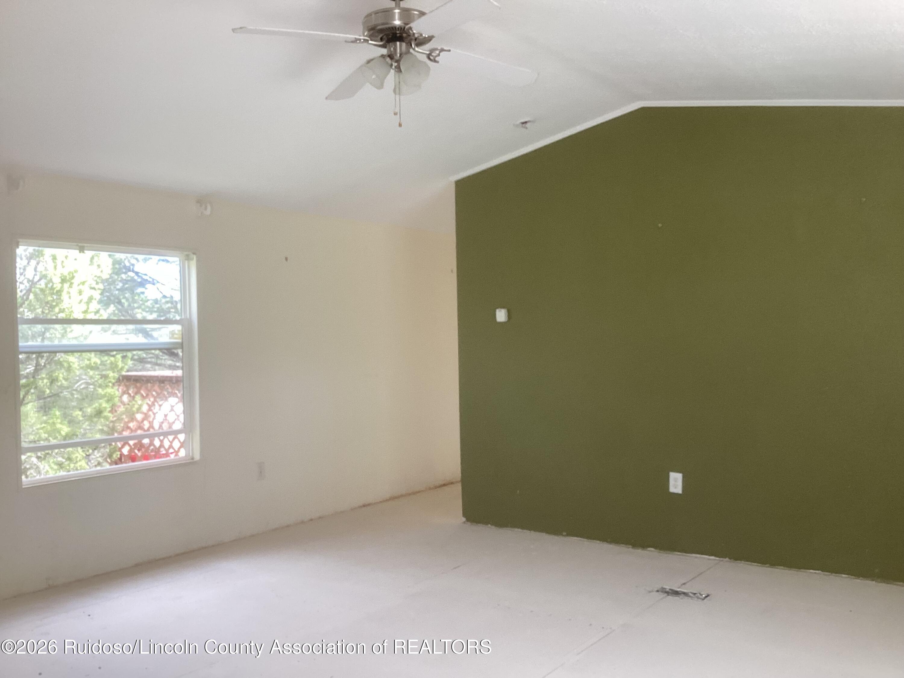 220 Bancroft Road Capitan, NM 88316 - Photo 20 of 31 Gallery Image 20