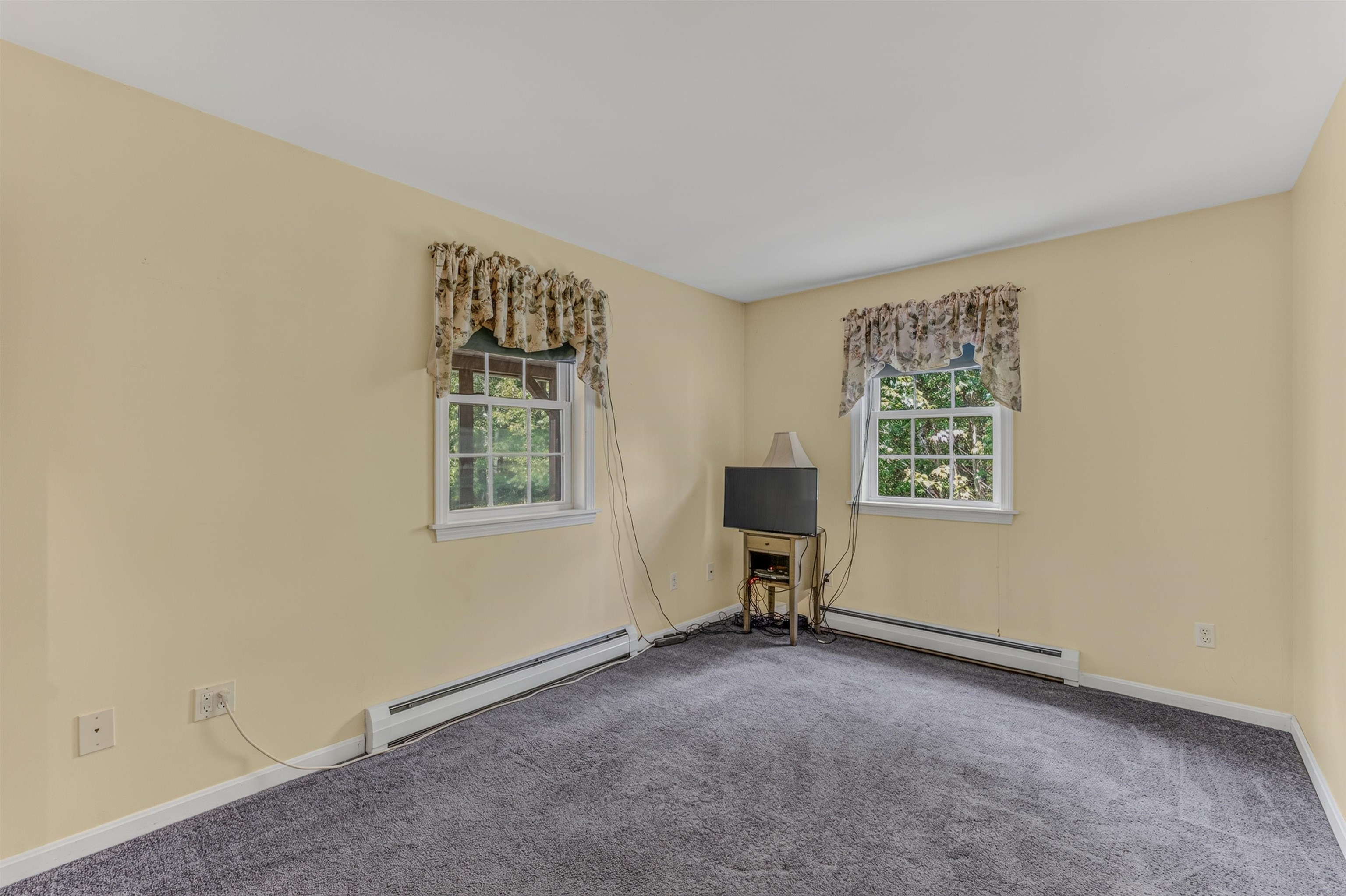 187 Whipple Road Jefferson, NH 03583 - Photo 31 of 46 Gallery Image 31