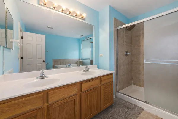 $749,000 | 3328 Timber Creek Lane, Naperville, IL 60565