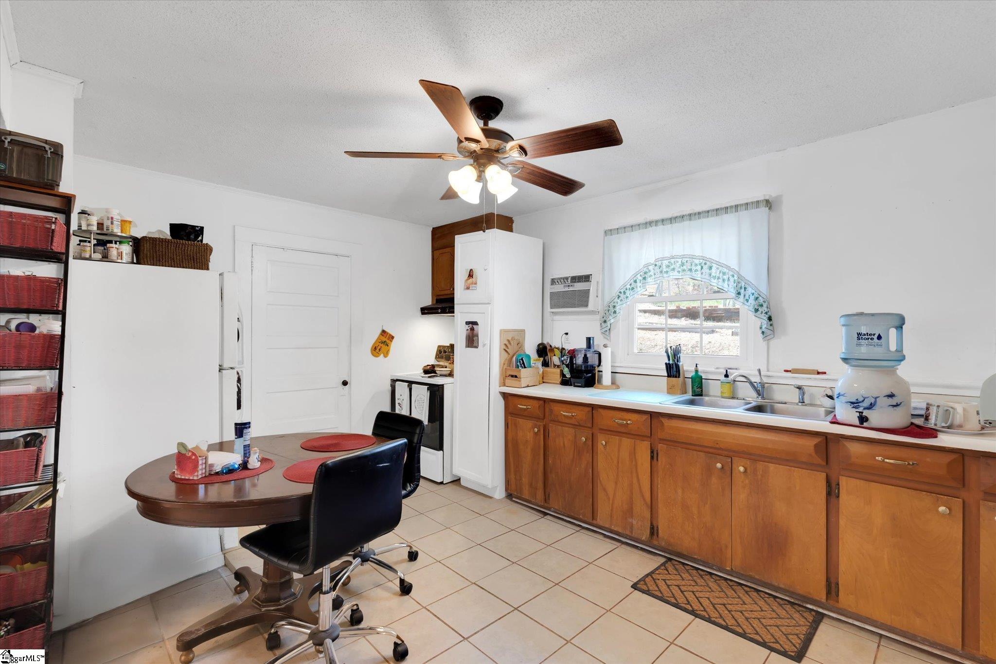 506 Woodall Mountain Road Pickens, SC 29671 - Photo 12 of 40 Gallery Image 12
