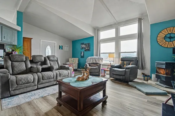 $385,000 | 230 Lena Lane, De Beque, CO 81630