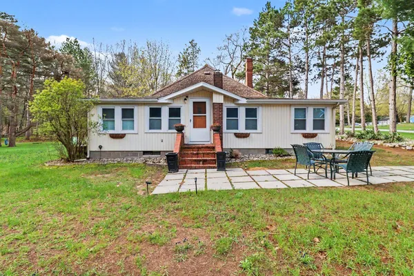 $675,000 | 732 North 22nd Avenue, Mears, MI 49436