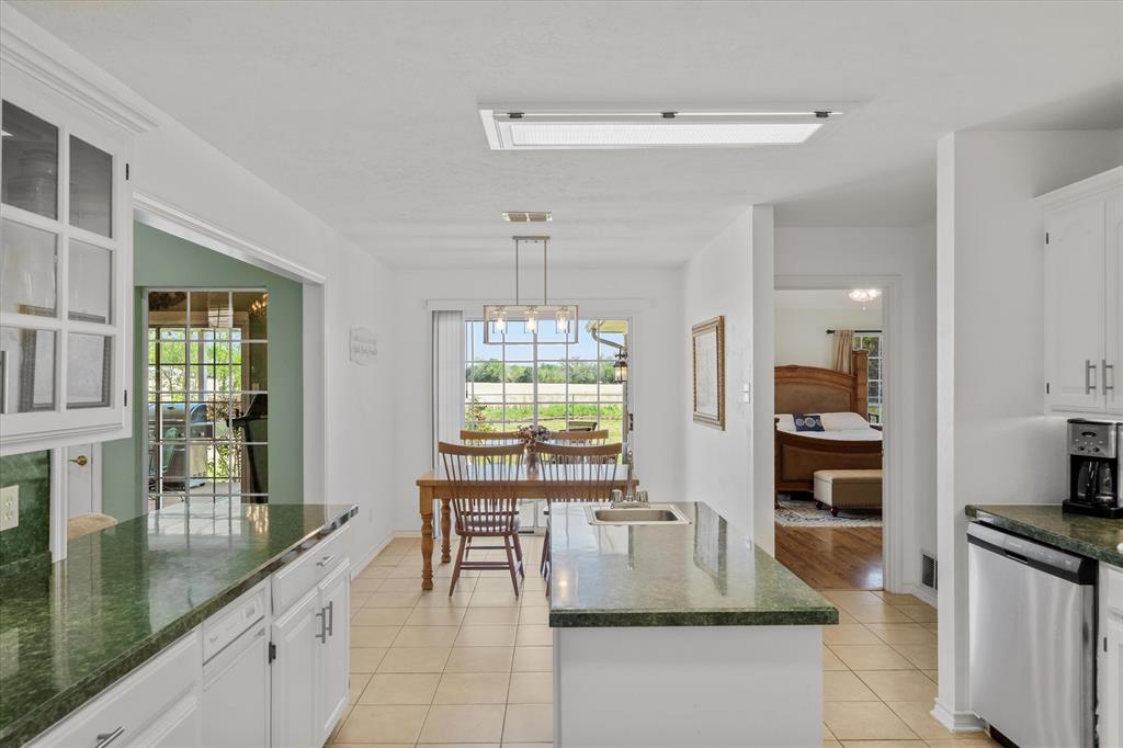 271 VZ County Road Canton, TX 75103 - Photo 17 of 40