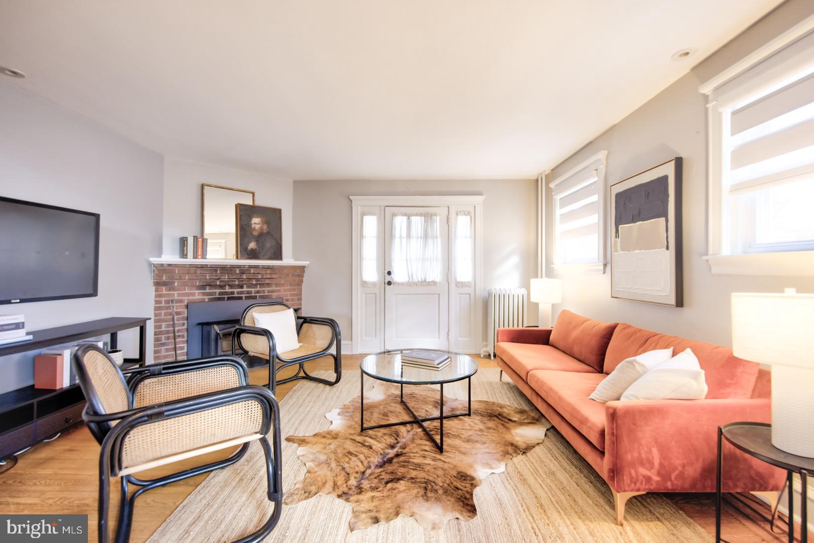 576 Barrett Avenue Haverford, PA 19041 - Photo 2 of 31