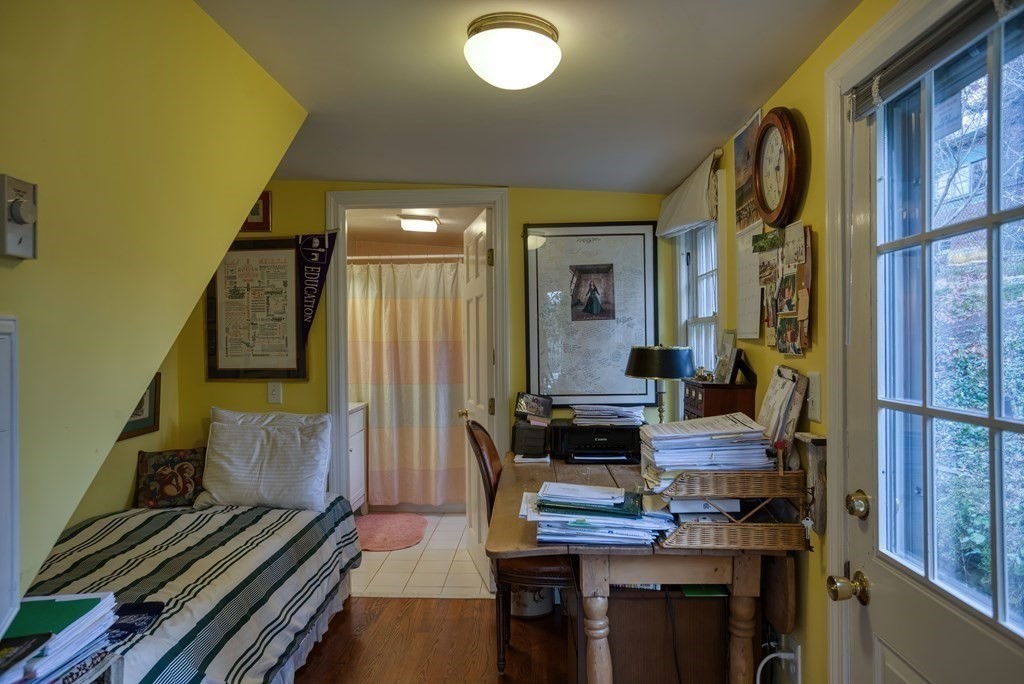 11 Langworthy Road Northampton, MA 01060 - Photo 16 of 33 Gallery Image 16