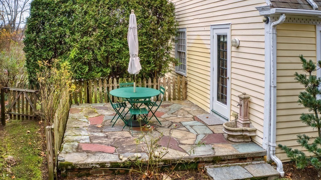 11 Langworthy Road Northampton, MA 01060 - Photo 4 of 33 Gallery Image 4