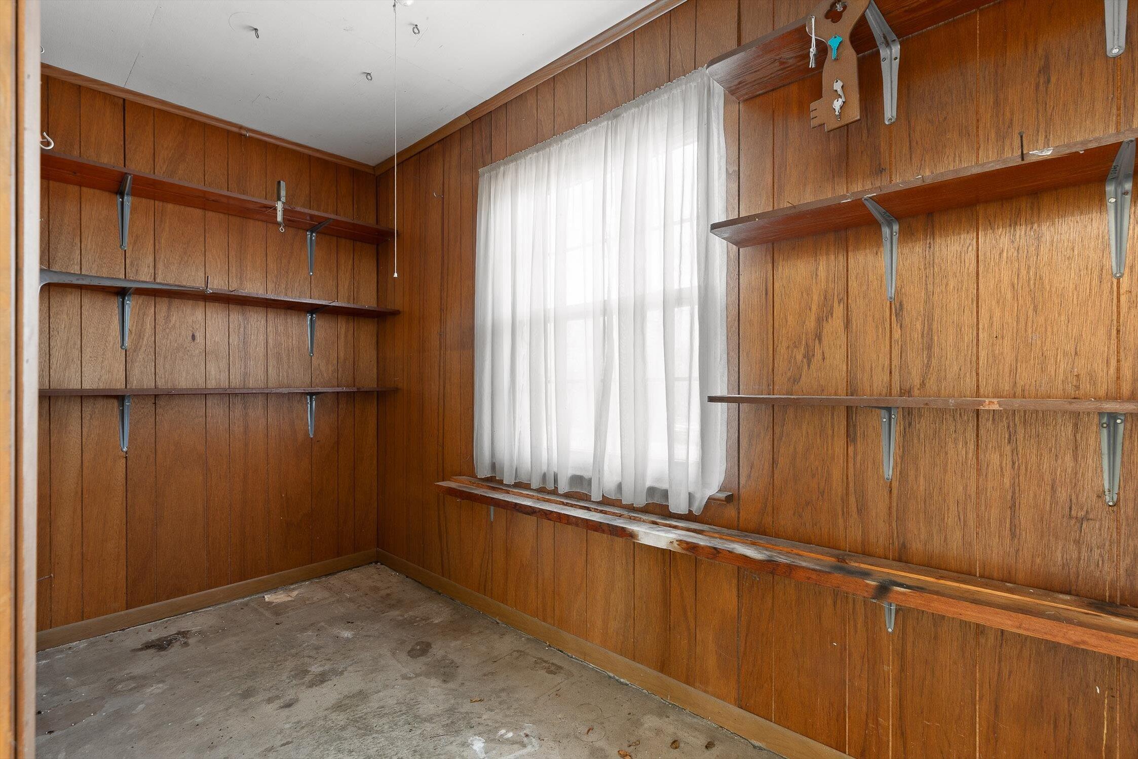 2104 Crown Ct Lane Chattanooga, TN 37421 - Photo 26 of 29 Storage Room