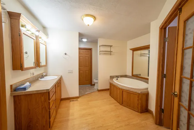 $385,000 | N1545 4th, Coloma, WI 54930