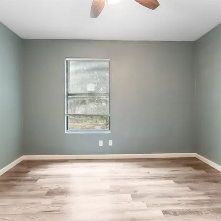 $1,450 | 1104 South Gilpin Avenue, Dallas, TX 75211