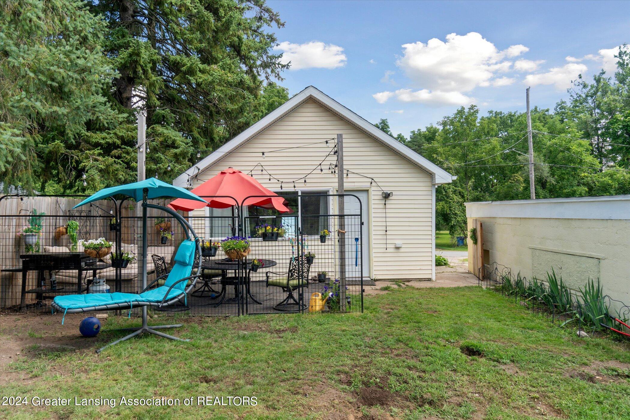1832 Rex Street Lansing, MI 48910 - Photo 26 of 30 28-1832-Rex-St-Lansing-MI-48910-WindowSt