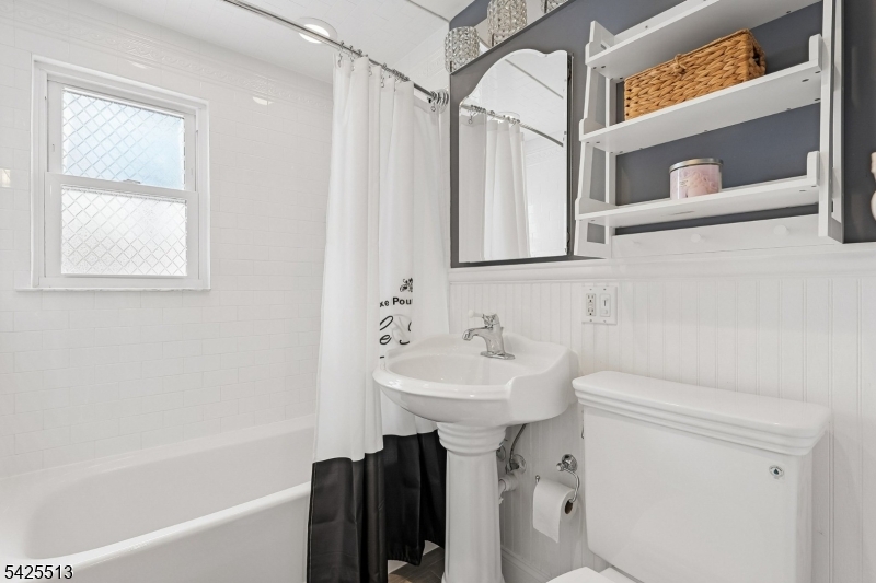 57 Sherwood Road Springfield, NJ 07081 - Photo 21 of 33