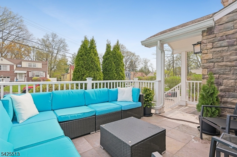 57 Sherwood Road Springfield, NJ 07081 - Photo 29 of 33