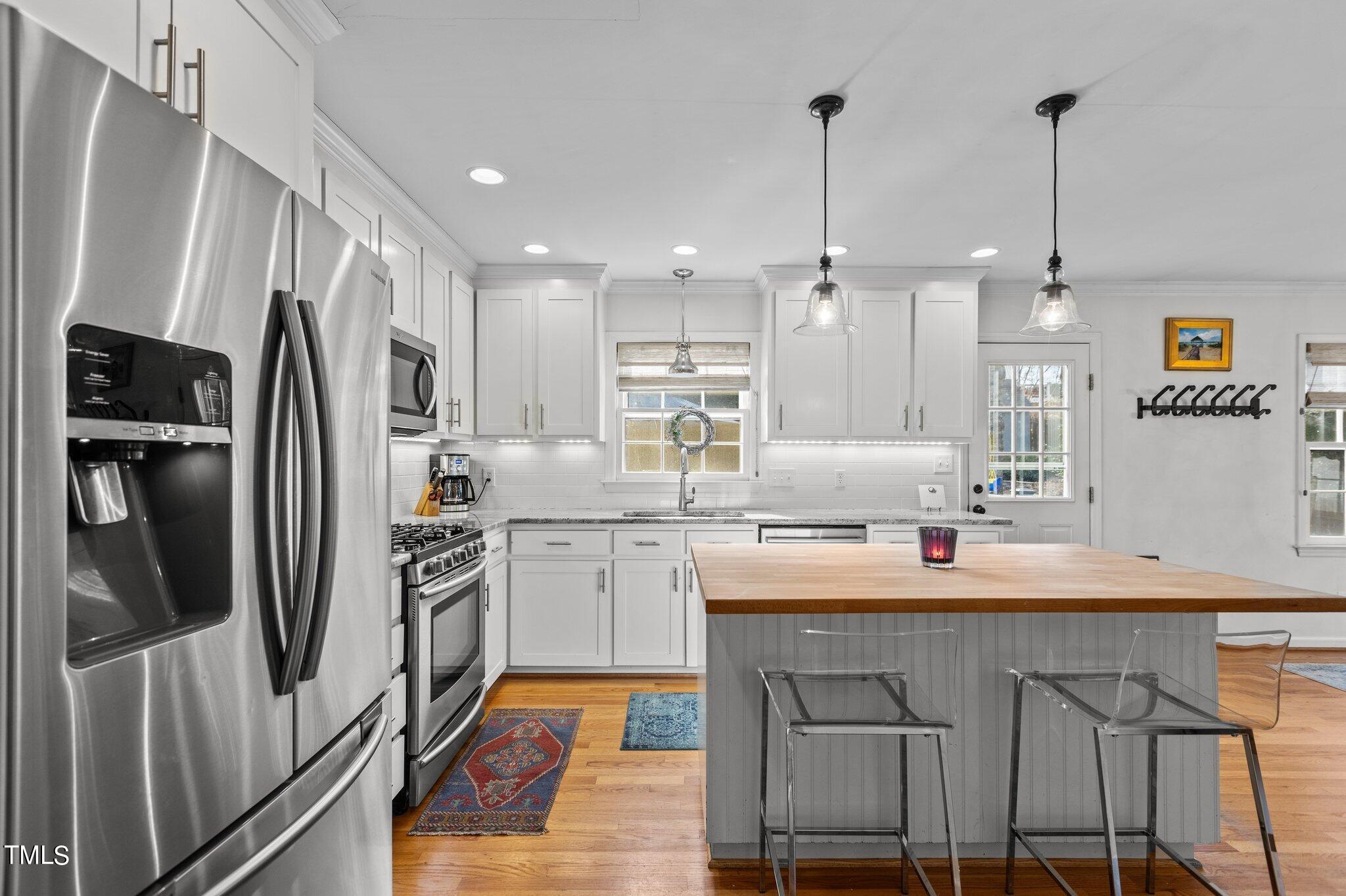 313 Glen Valley Road Raleigh, NC 27609 - Photo 11 of 49 25-web-or-mls-IMGL1693